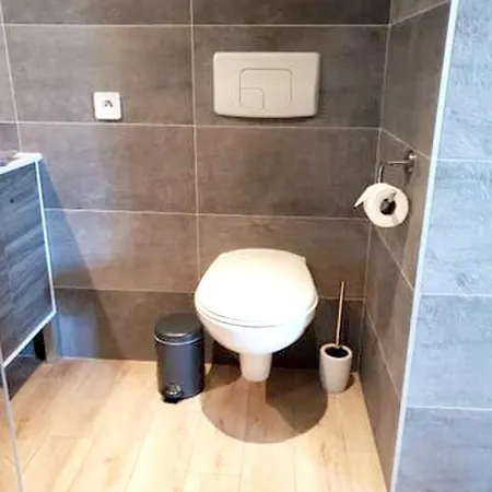 Route De Clermont Apartment *